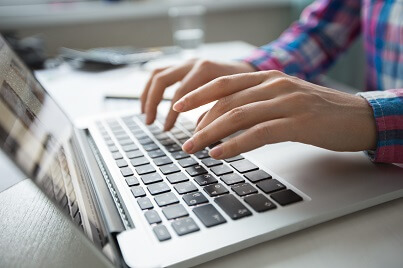 PHP 7.x bietet 3x mehr Performance im Vergleich zu PHP 5.6. Lassen Sie jetzt das PHP Update durchführen und profitieren Sie von einer optimalen Ladegeschwindigkeit!